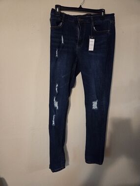Women's Skinny Distressed Jeans in Dark Blue